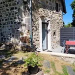 بيت ضيافة Le Moulin Des Puys أورسين