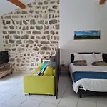 Le Moulin Des Puys 3*